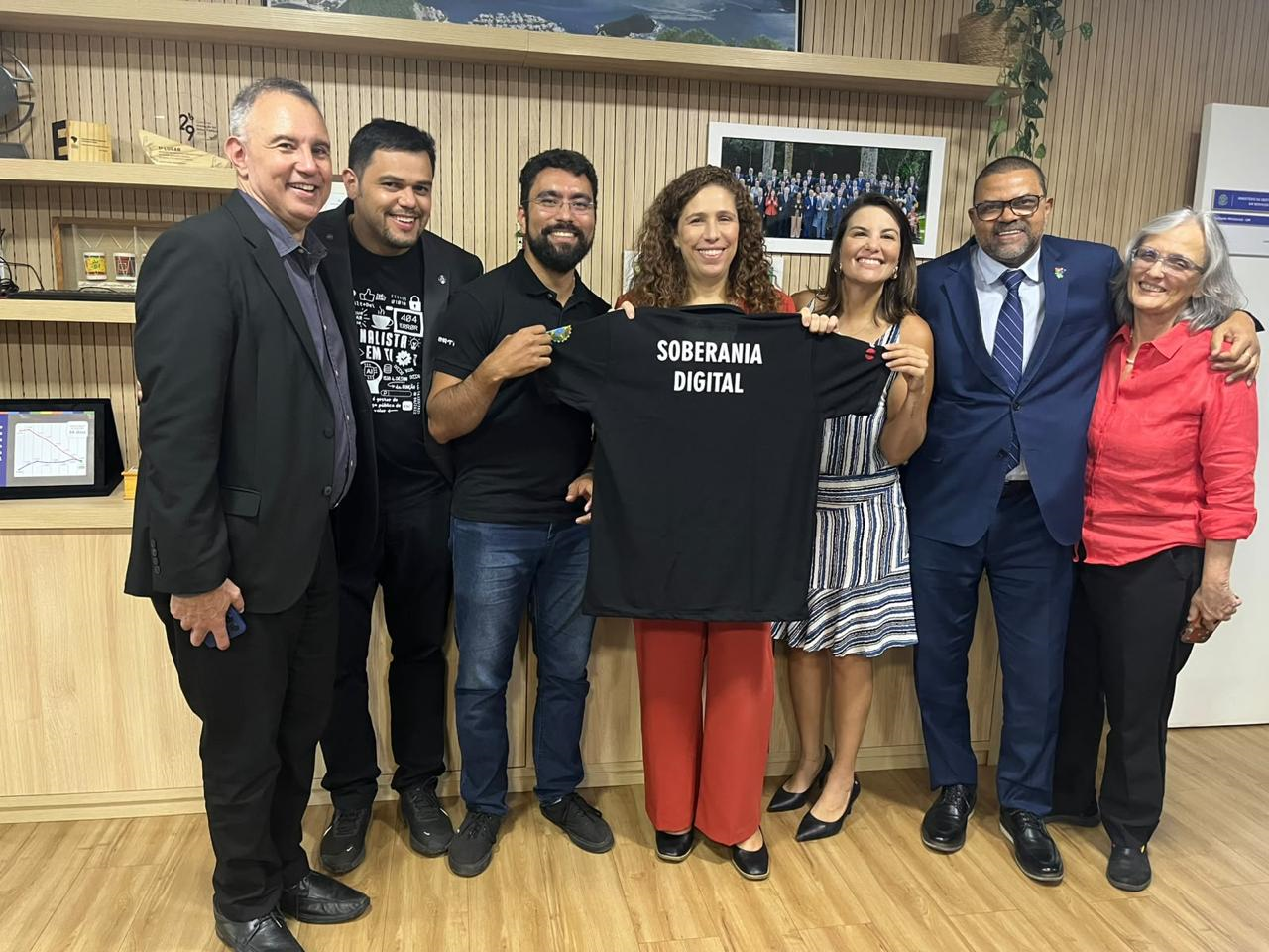 ANATI leva à ministra Esther Dweck agenda de soberania digital e valorização dos ATIs
